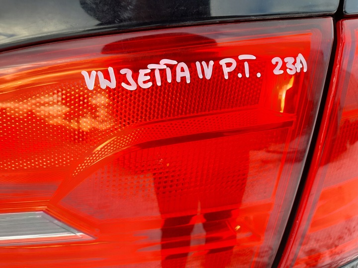 фото №5, Volkswagen vw jetta vi лампа правий зад права задня кришка w кришка багажника з кришки