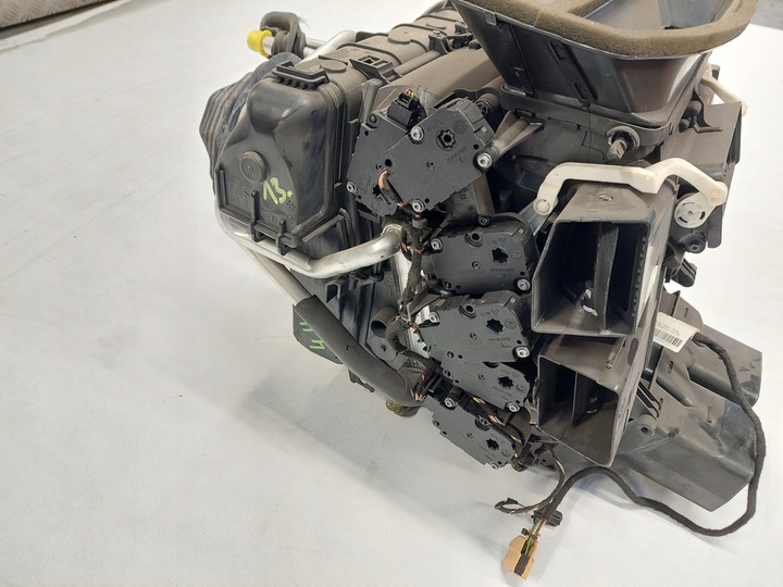 фото №3, Audi a8 s8 d4 обігрівач повітродувка 4h1820005j