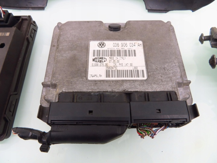 фото №8, Замок зажигания блок управления  seat ibiza iii 1.4 16v 036906034ah 110080104009a