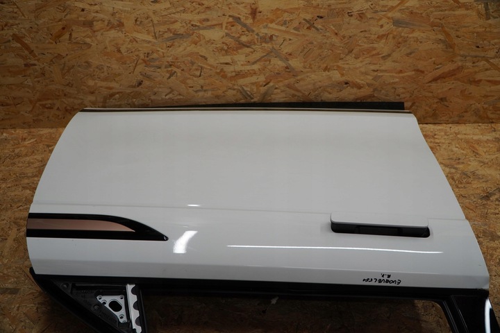 фото №12, Дверь правый перед стекло ручка планка evoque ii r-dynamic l551 22r