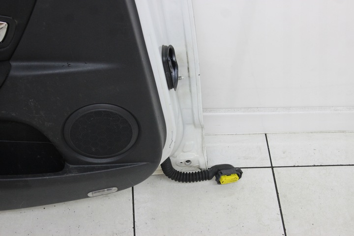 фото №8, Двері ліві лівий зад renault megane iii універсал 2009r- ov369