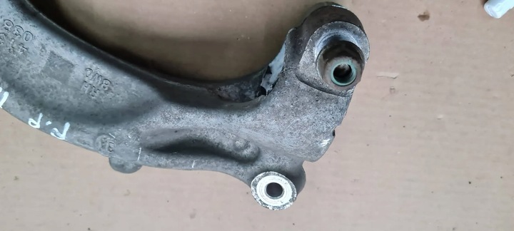 фото №11, A4 b9 8w widelec тримач амортизатора праві перед 8w0413038g a5 8w