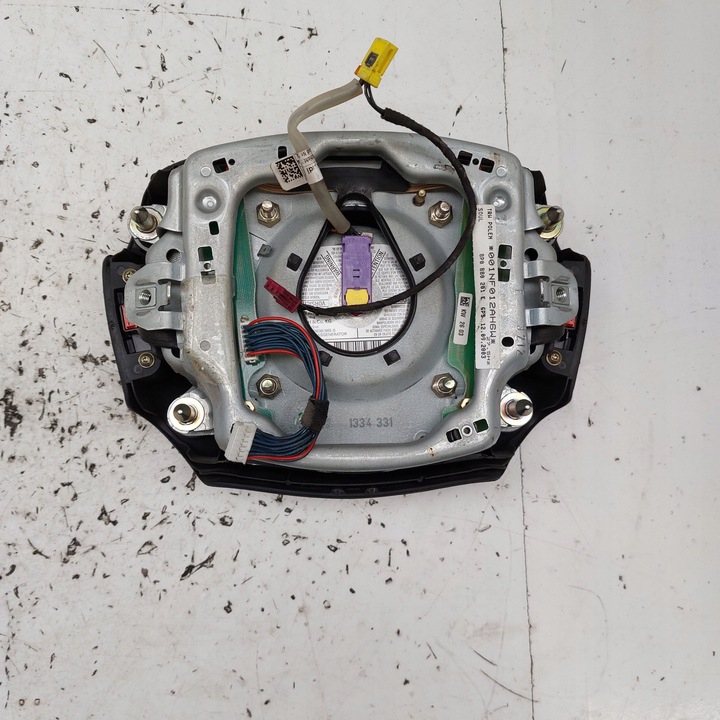 фото №8, Audi a6 c5 рестайлінг подушка подушка безпеки водія 8p0880201e