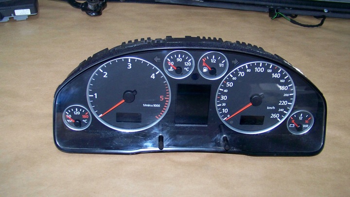 фото №1, Audi a6 c5 2.5 tdi 03r спідометр