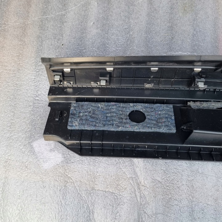 фото №13, Skoda superb 3v9 захист ременя порога багажника універсал