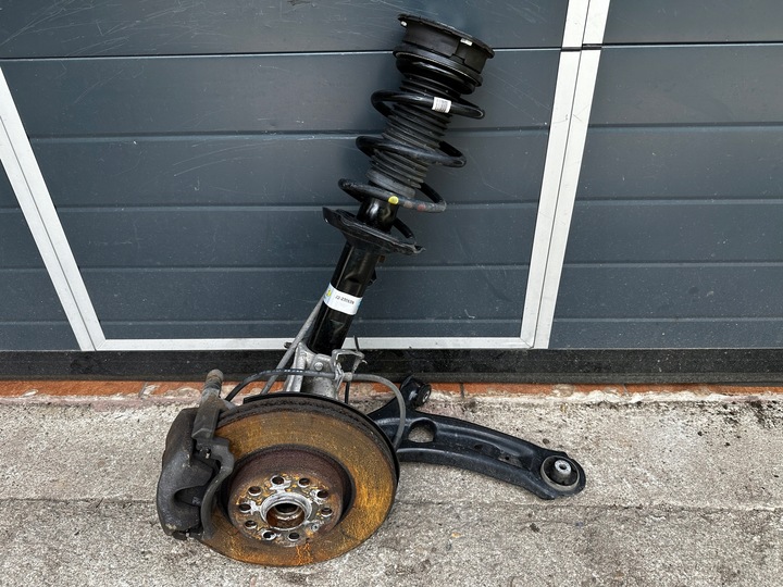 фото №1, Vw passat b8 2.0tdi подвешивание передние левая mcperson поворотный кулак рычаг