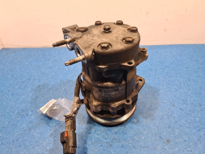 фото №9, Jeep liberty 3.7 v6 компрессор кондиционера 55037466ae