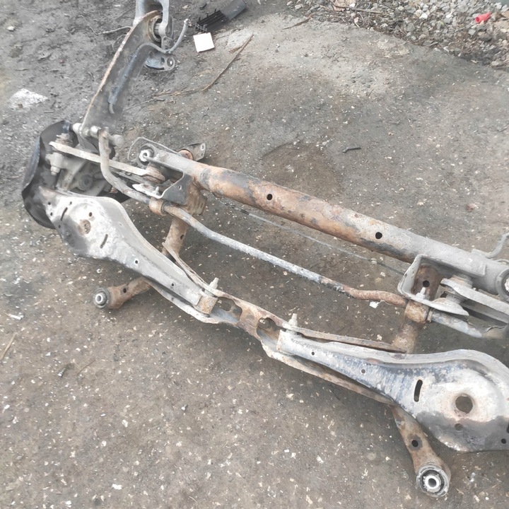 фото №12, Вісь підвішування зад візок балка поворотна опора vw passat b6