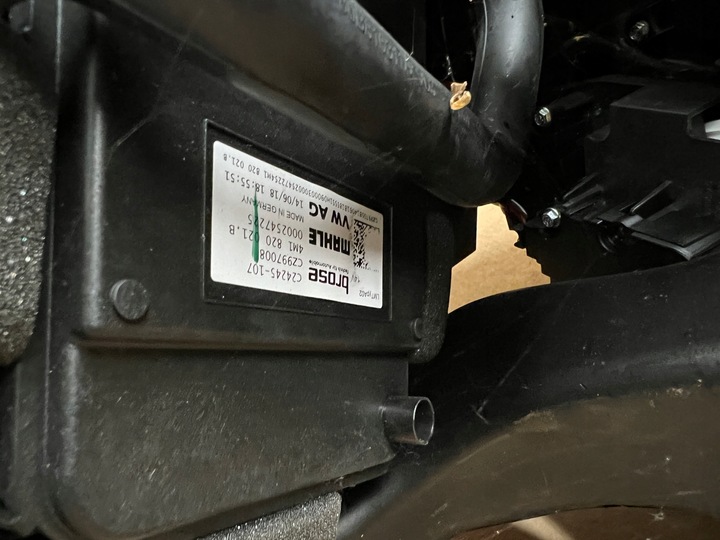 фото №7, Обігрівач повітродувка вентиляція audi q5 sq5 80a fy 80b816005r