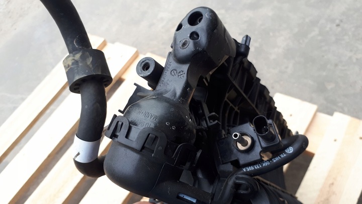 фото №15, A4 b9 8w коллектор всасывающий 2.0 tfsi 06l133201b a5 8w