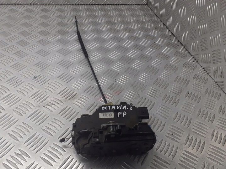 фото №1, Замок дверь правые перед skoda octavia i 3b1837016ca