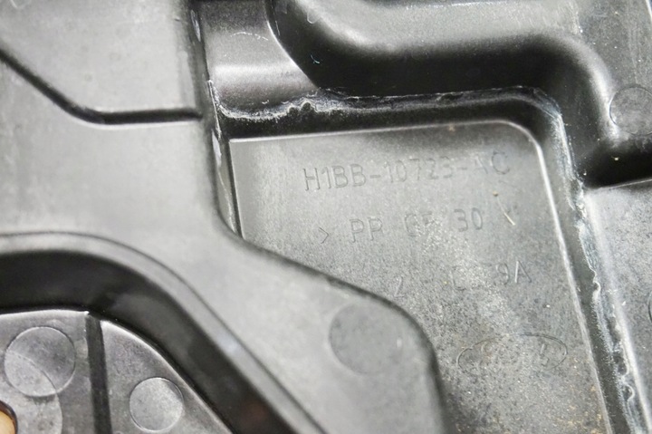 фото №7, Основание акумулятора ford fiesta active vii mk8