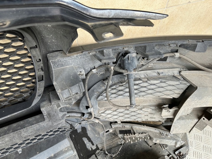 фото №9, Бампер переднє jaguar f-pace 2017 рік ксенон