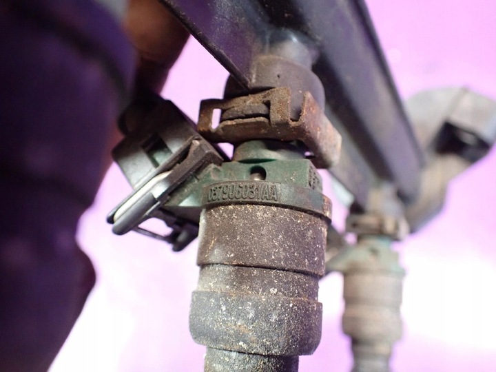 фото №10, Audi a3 8l 96-00 1.6 101km планка вприскувальний 06a133317a 037906031aa