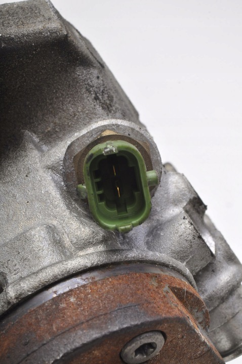 фото №8, Volvo v70 s80 ii 2.4 d5 насос вприскувальний 31372081