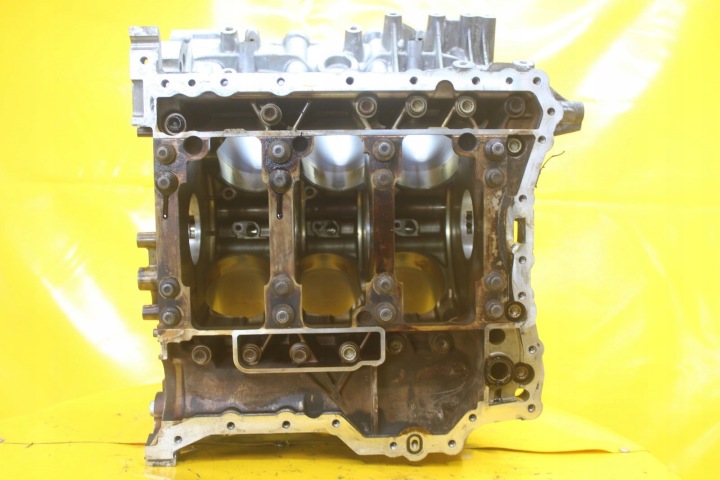 фото №10, Блок  двигуна audi a6 c6 a4 b7 3.2 fsi auk 06e103021a