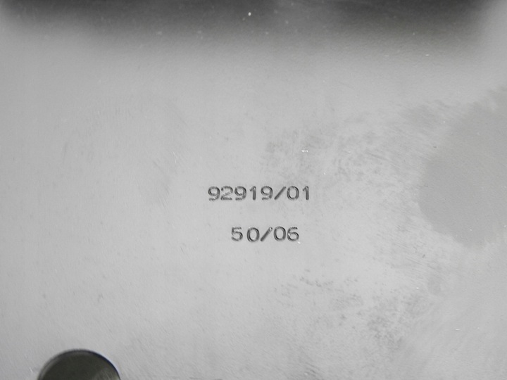 фото №8, Основание акумулятора peugeot 407 3.0 hdi