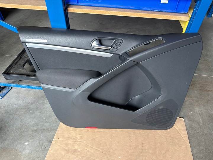 фото №1, Обивка, боковина дверь левый перед skoda superb ii