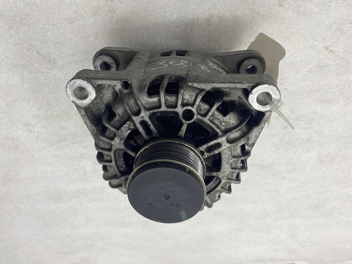 фото №8, Peugeot 3008 ii 2018 генератор