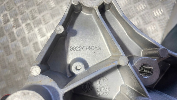 фото №3, Лапи коробки двигателя левая chrysler pacifica 16-