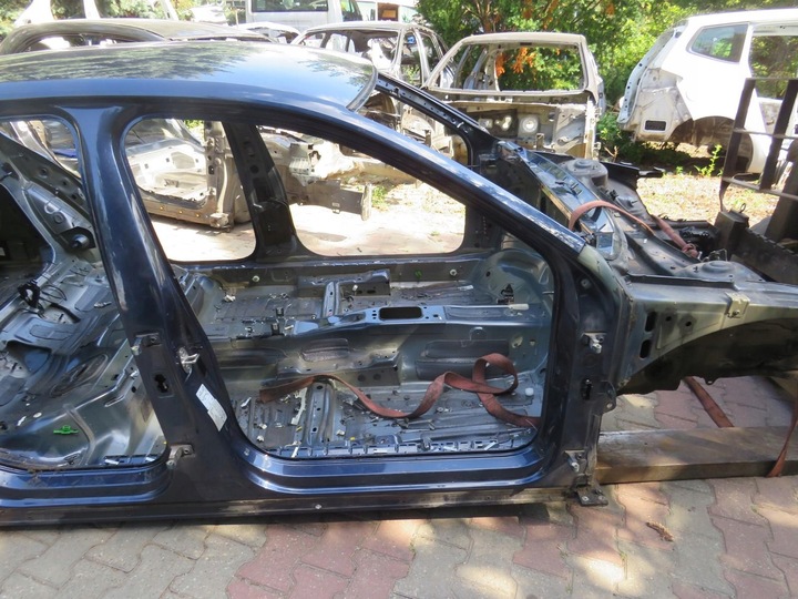 фото №1, Порог стойка правые bok sedan lh5x passat b8