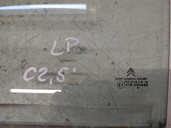 фото №3, Citroen c2 03- стекло левая перед