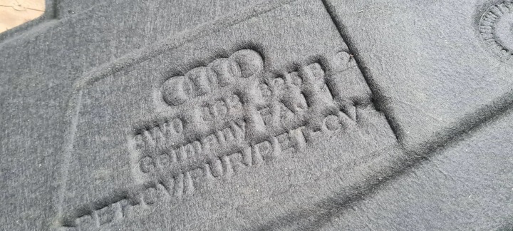 фото №10, A4 b9 8w s4 шумоизоляция подкладка капота 8w0863825b