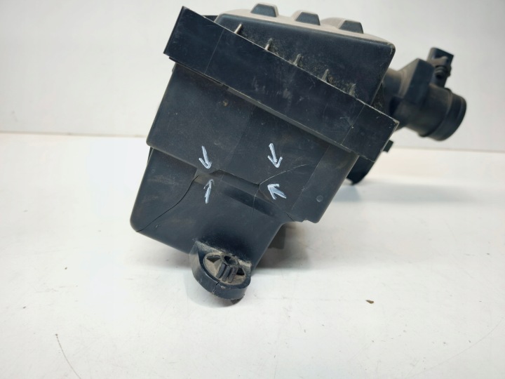 фото №7, Корпус фільтра повітря audi a3 8p volkswagen seat skoda 1k0129607p пошкоджений