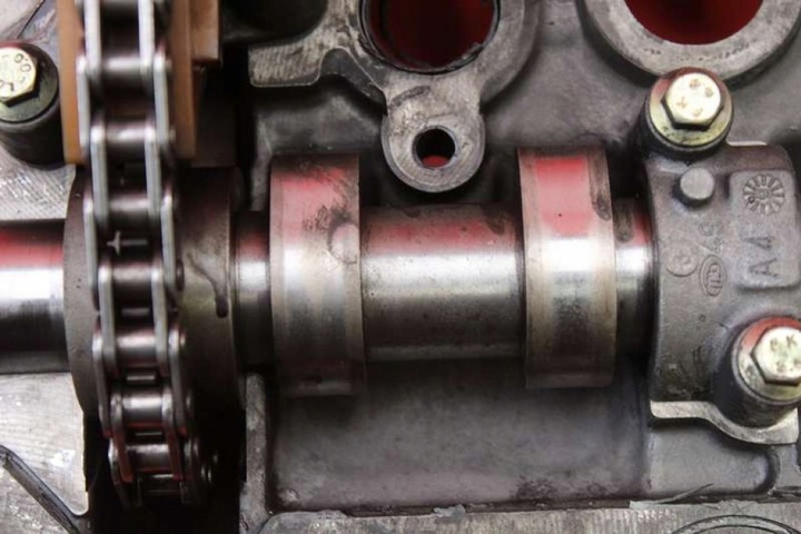 фото №14, Кришка клапанів корпус 9644994880 mazda 3 1 i bk 1.6 citd 109 km 03-06