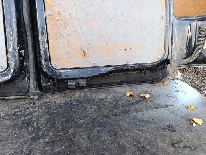 фото №11, Vw t5 t5 рестайлінг t6 двері крила чорні