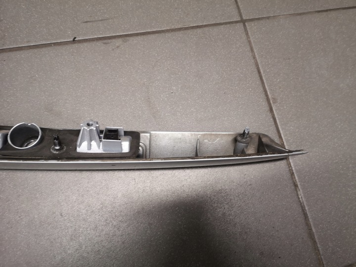 фото №8, Накладка кришки багажника audi a8 d3 ly7w 4e0827576