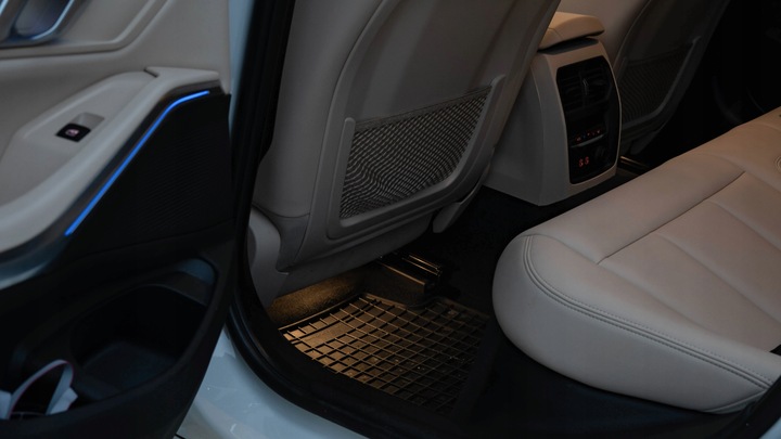 фото №10, Audi a3 8p - хэтчбек -набор освещение интерьера led - оттенок тепло!