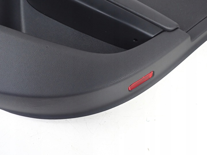 фото №7, Оббивка боковина двері праві зад audi a5 8t 8t8867306 європа