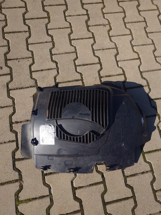 фото №1, Tesla s 14-16 awd ap підкрилок ліві передні 1036887-00-e 1036887-00-c