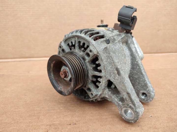 фото №1, Генератор toyota celica vii 1.8vti 27060-22030 оригинал