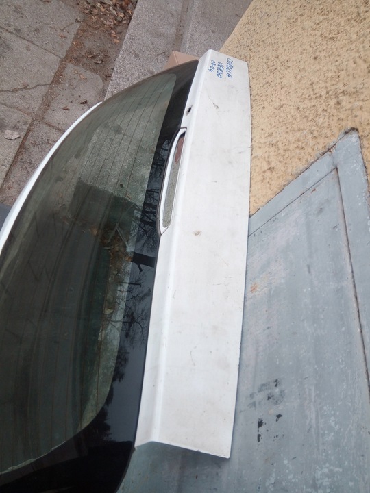 фото №4, Кришка зад toyota corolla verso i '02-04 оригінал.