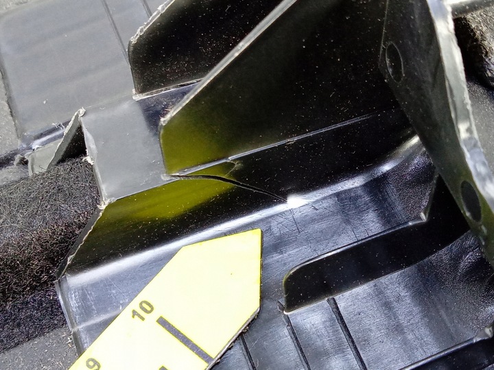 фото №9, Nissan almera n16 hb 5d полка багажника