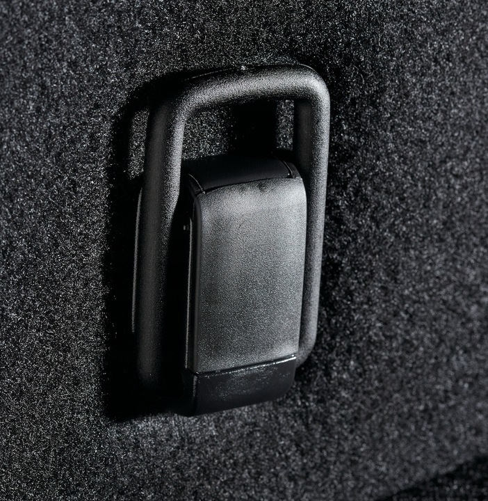 фото №1, Заскочки кріплення багажу w багажник mazda 3 bm