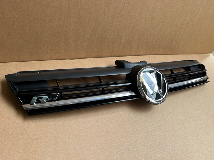 фото №1, Решітка радіатора vw golf vii рестайлінг rline решітка бампера перед vw golf 7 рестайлінг rline