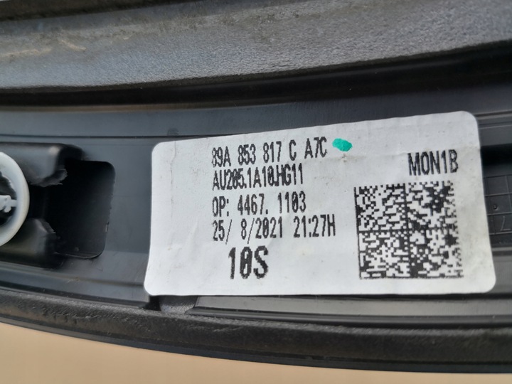 фото №11, Audi q4 e tron 89a планка na крило лівий зад 817c