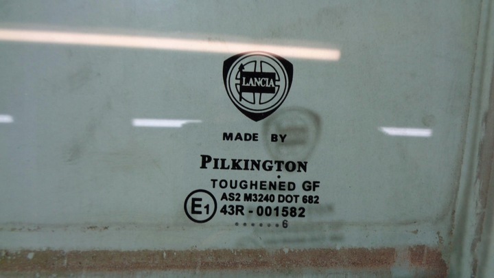 фото №2, Стекло боковая дверь lancia ypsilon 3d 2006r. левая передняя
