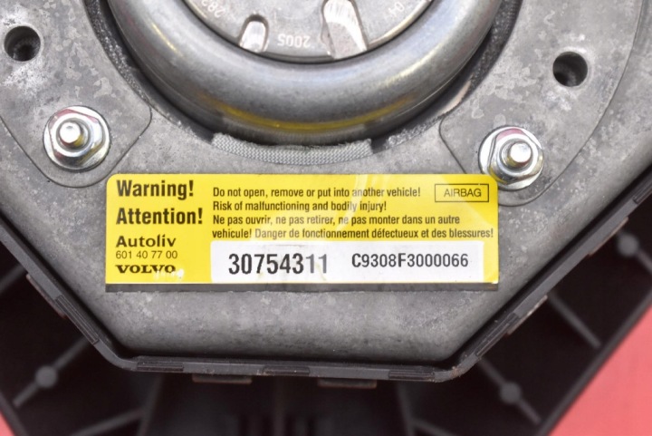 фото №8, Подушка подушка безопасности водителя 30754311 volvo s60 1 i рестайлинг 04-09