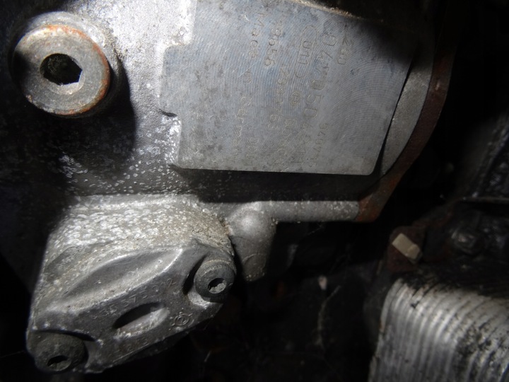 фото №3, Vectra c 2.0dti 03' насос впрыскивающий 0470504211