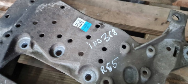 фото №7, Rs5 8w рестайлинг s5 кронштейн держатель крепление коробки 2.9 tfsi 8w0399262af rs4 s4 b9