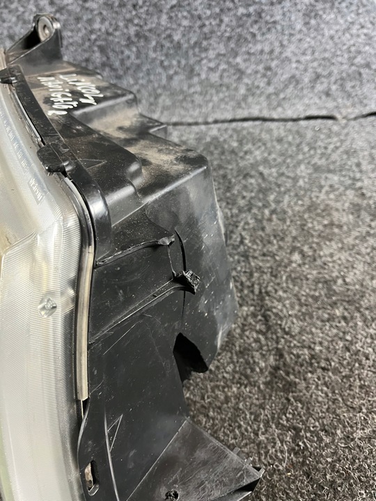 фото №6, Лампа права передня lincoln navigator ii пошкоджена