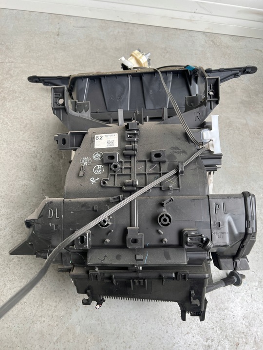 фото №9, Отопитель toyota yaris iii 870500d250