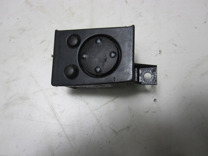 фото №1, Регулювання дзеркал керування audi 100 c4 92r a6