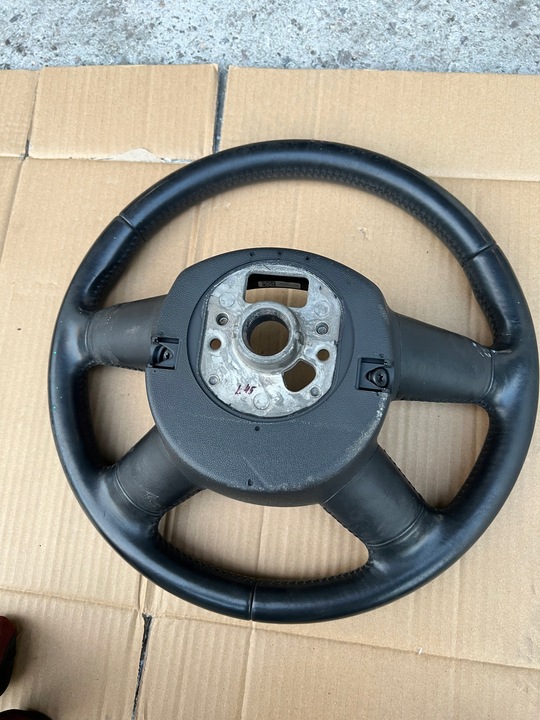 фото №10, Руль мультифункция лепестки f1 audi a8 d3