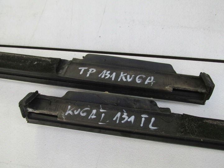 фото №9, Планка дверь зад уплотнитель стекла хром kuga mk1 2008 -2012