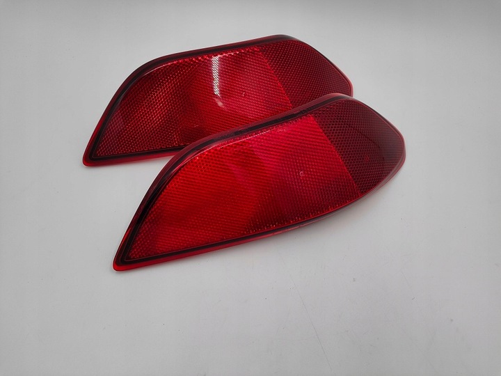 фото №1, Праві відбивач бампер зад 7p5945106b cayenne 7p